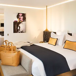 ***** Hotel Marignan Champs-elysees France