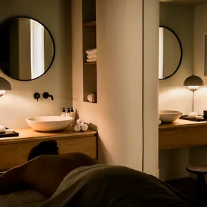**** Hotel National Des Arts Et Metiers France