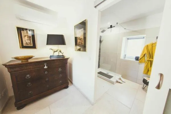 Guest house Les Cent Ciels Hotel Salavas