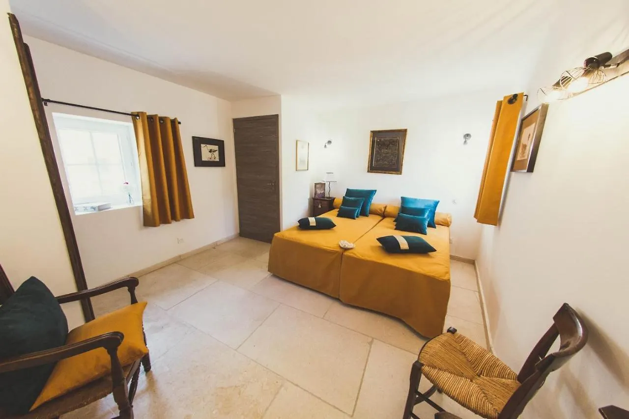 Les Cent Ciels Hotel Salavas France